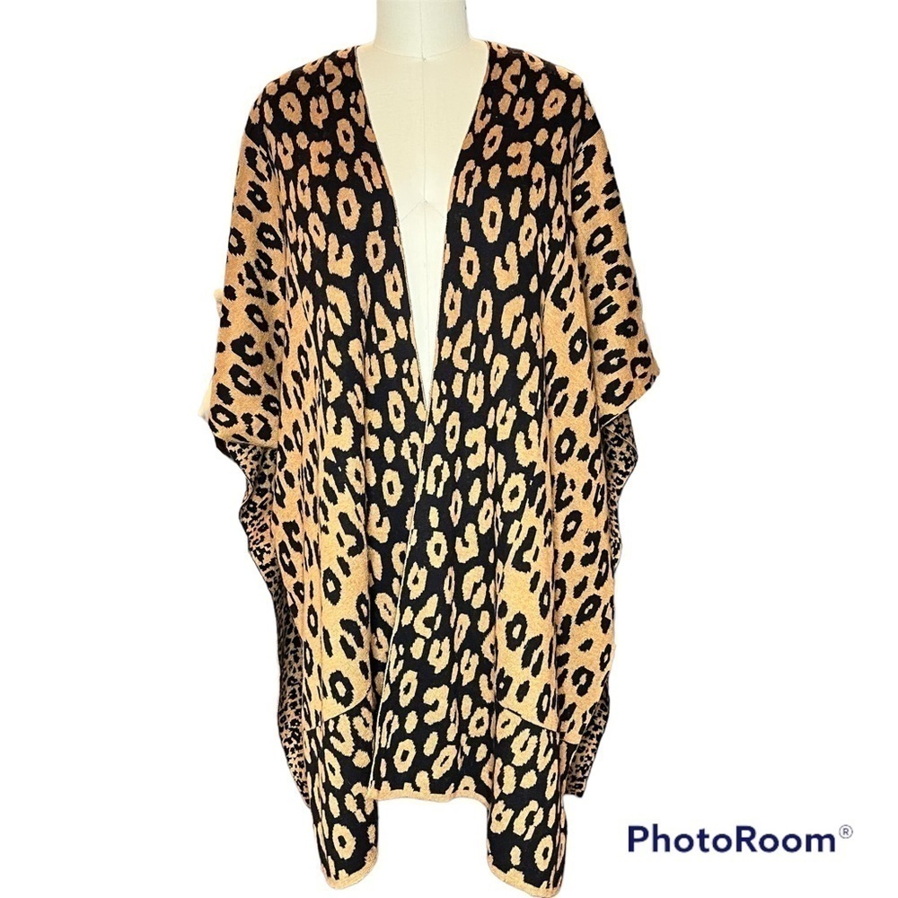 Chico's Leopard Animal Print Ruana Poncho Wrap Cape kimono Shawl One Size EUC
